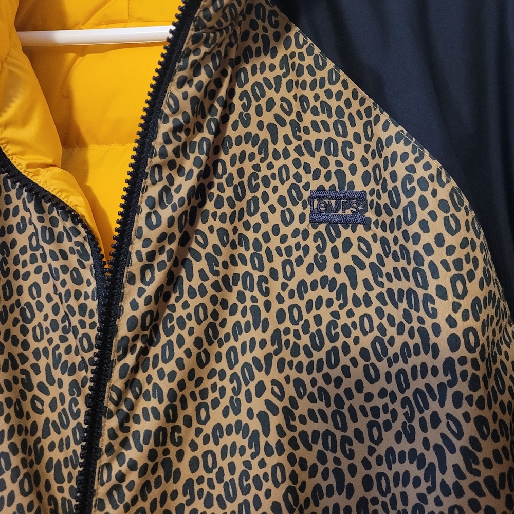 Reversible puffer jacket - Picture 5 of 7